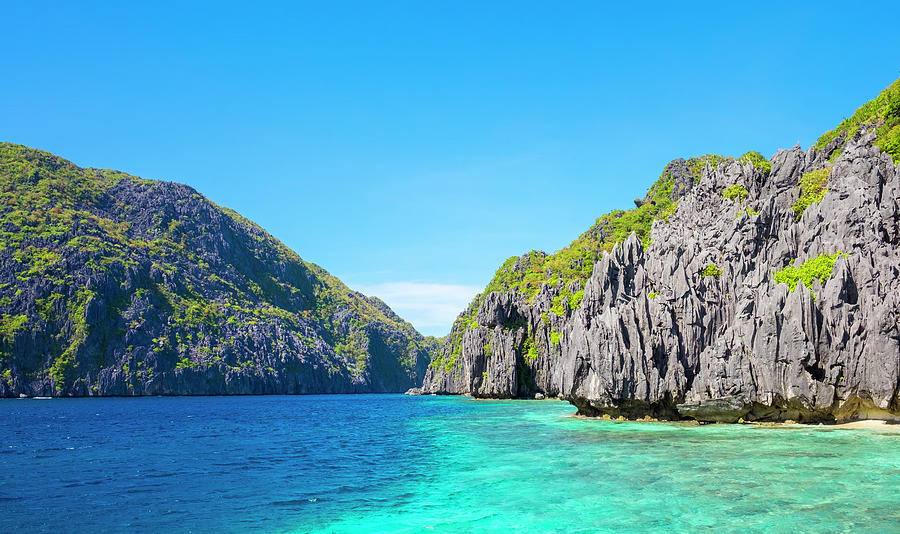 Tapiutan Strait, El Nido, Palawan Photograph by Jason Langley - Fine ...