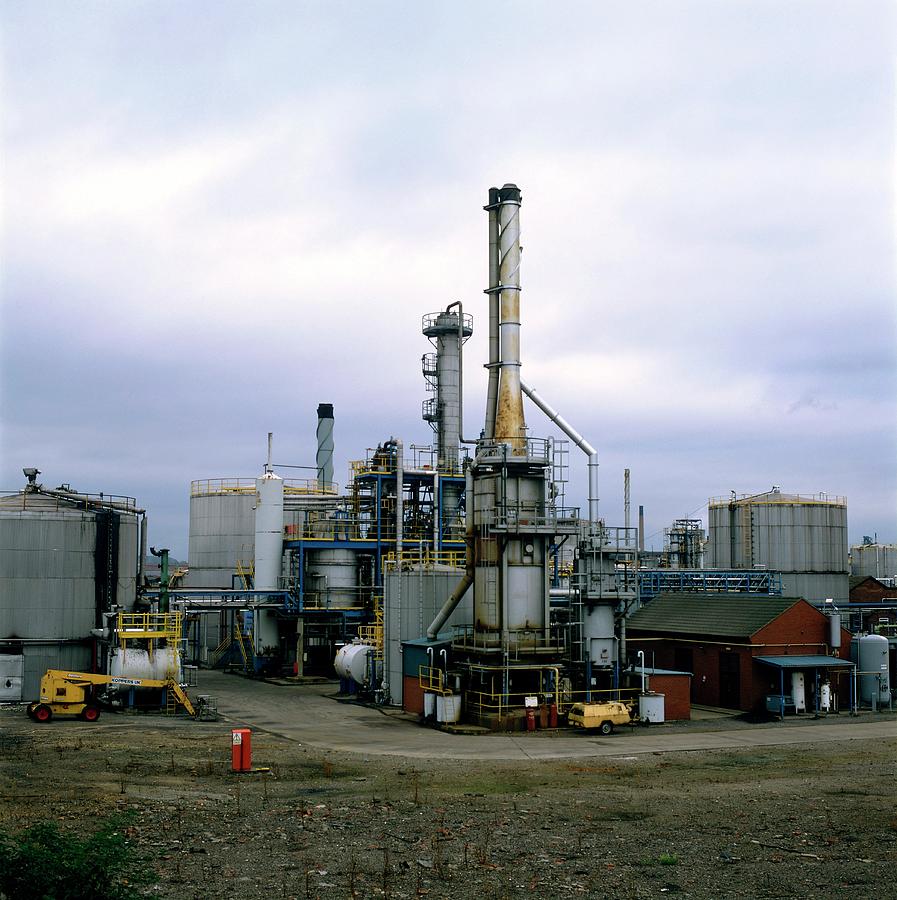 Tar Distillation Plant Photograph by Robert Brook/science Photo Library