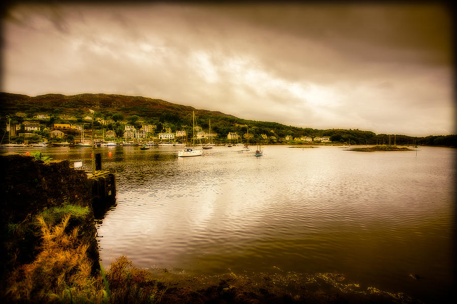 Tarbert Bay Scotland Photograph by Mark Llewellyn