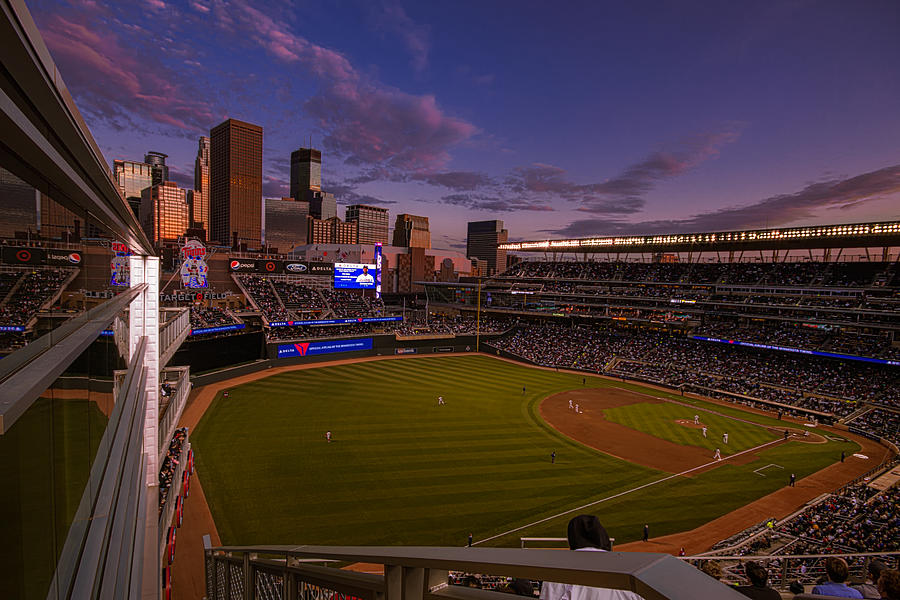 Target Field Sunset Photograph by Tom Gort