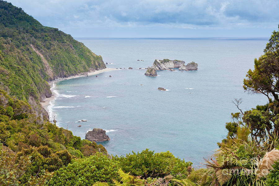 Tasman Sea at West Coast of South Island of New Zealand Photograph by ...