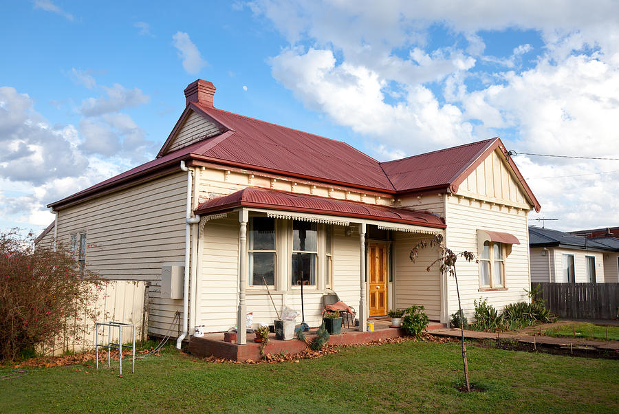 Tasmanian Cottage Photograph by Pamspix