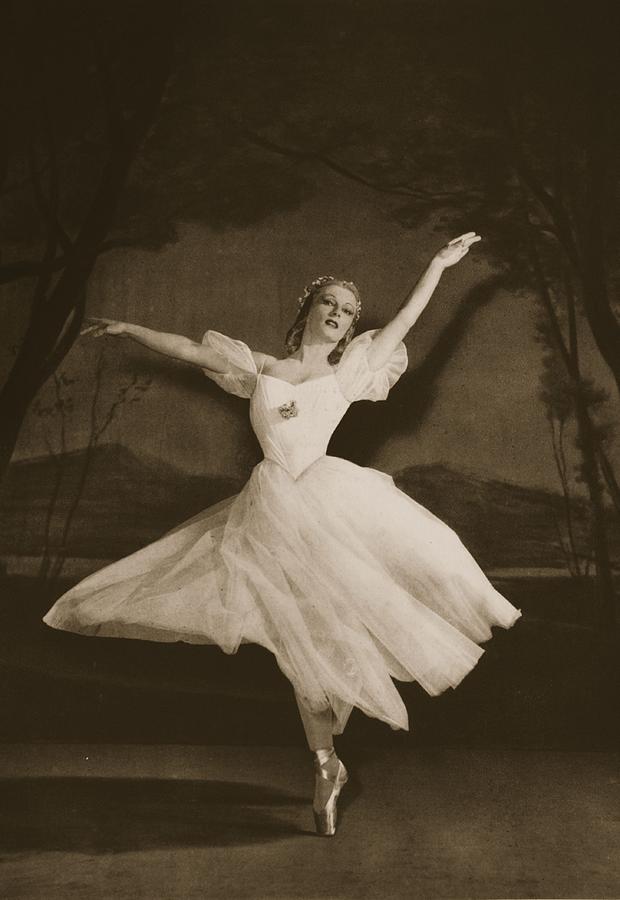 Tatiana Riabouchinska In Les Sylphides Photograph by French School