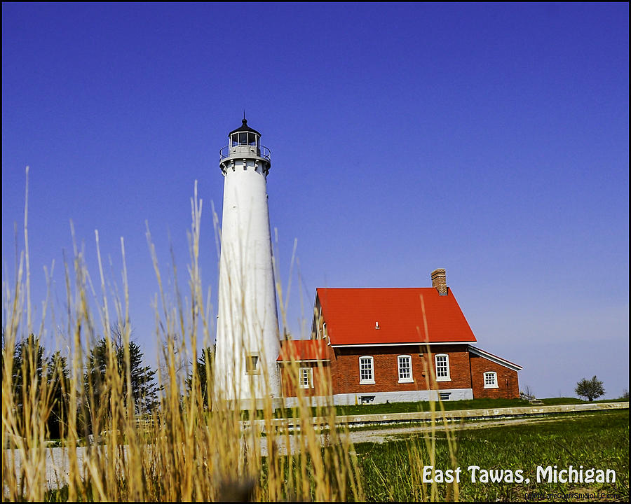 Tawas Point Lighthouse East Tawas Michigan Photograph by LeeAnn McLaneGoetz McLaneGoetzStudioLLCcom