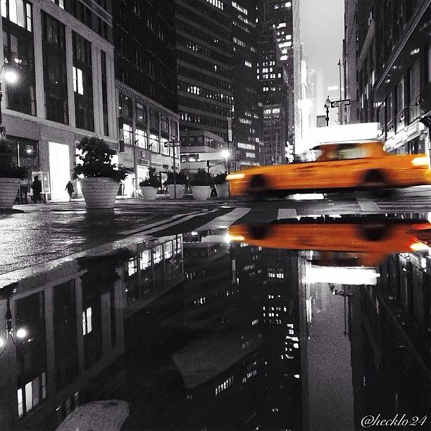 New York City Photograph - Taxi Splash  #thecity_life by Hector Lopez ✨