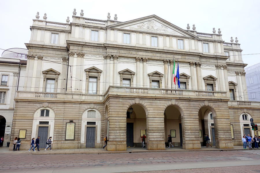 Teatro Alla Scala Photograph by Valentino Visentini