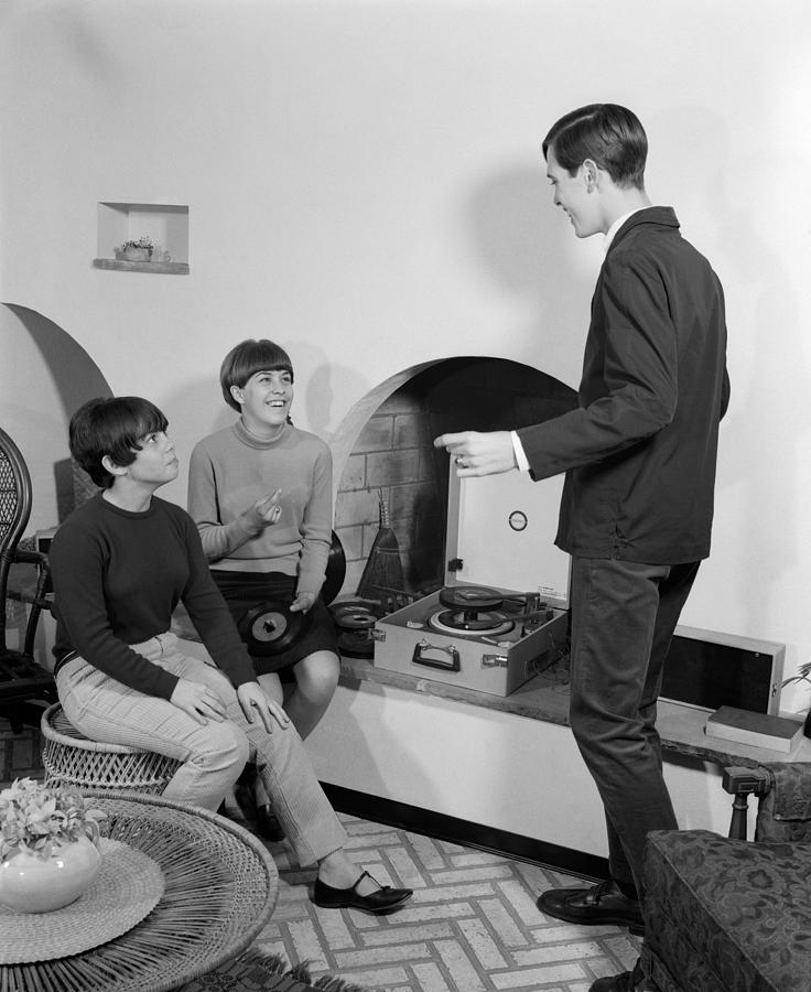 Teenagers Listening To Records, C.1960s Photograph by H. Armstrong Roberts/ClassicStock