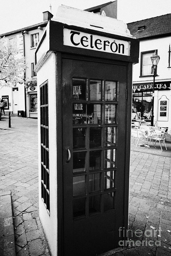 Westport Photograph - Telefon Old Irish Green Telephone Box Westport County Mayo Republic Of Ireland by Joe Fox