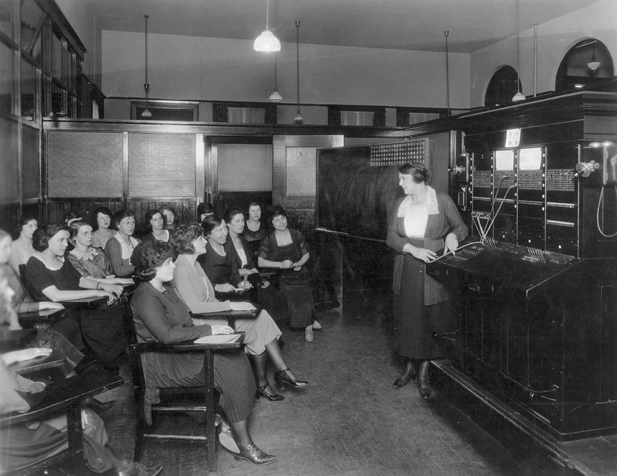 Telephone Exchange, 1915 Photograph by Granger - Pixels