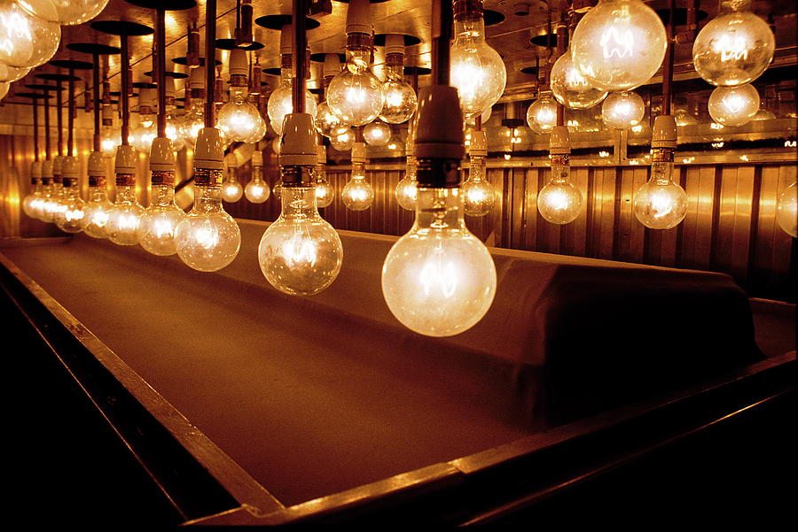 Testing Light Bulbs Photograph by Ton Kinsbergen/science Photo Library
