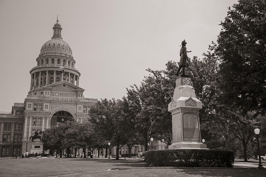 Texas Capital in Austin TX Photograph by John McGraw