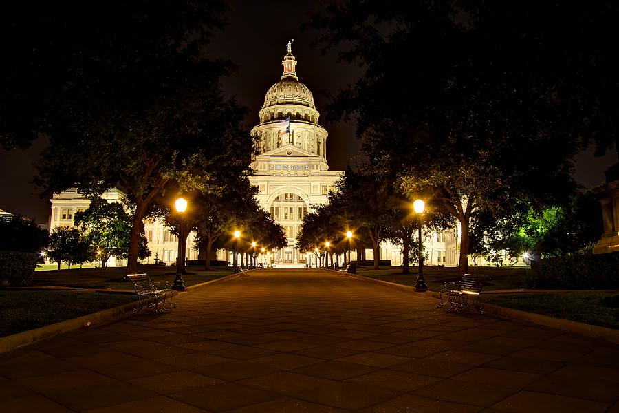 Texas Capitol at night Photograph by Dave Files