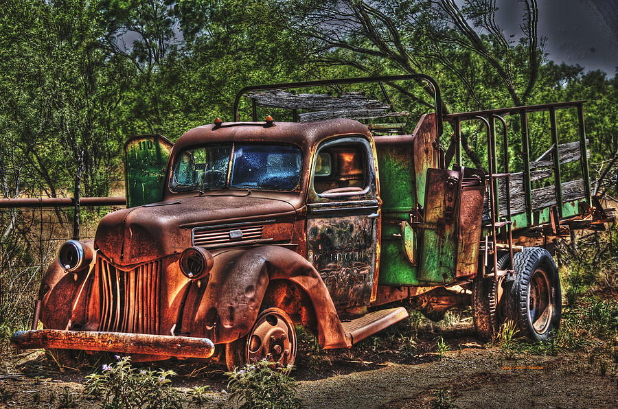 Texas Truck 2 Photograph by Gary Emilio Cavalieri | Fine Art America