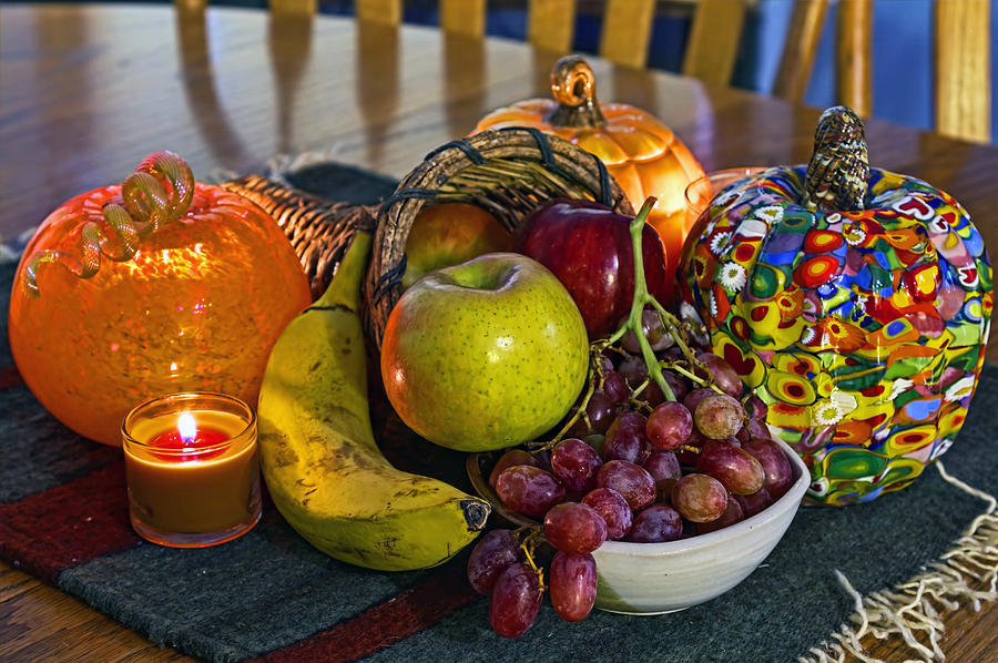 Thanksgiving Still LIfe Photograph by Gary Holmes