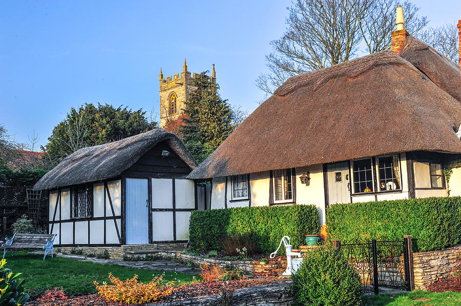 Thatched Cottage Welford on Avon Warwickshire Photograph by David Ross
