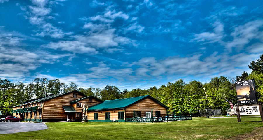 Adirondack Lodge