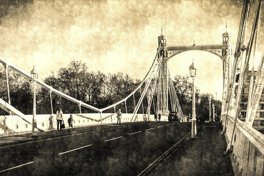 The Albert Bridge Vintage Photograph by David Pyatt