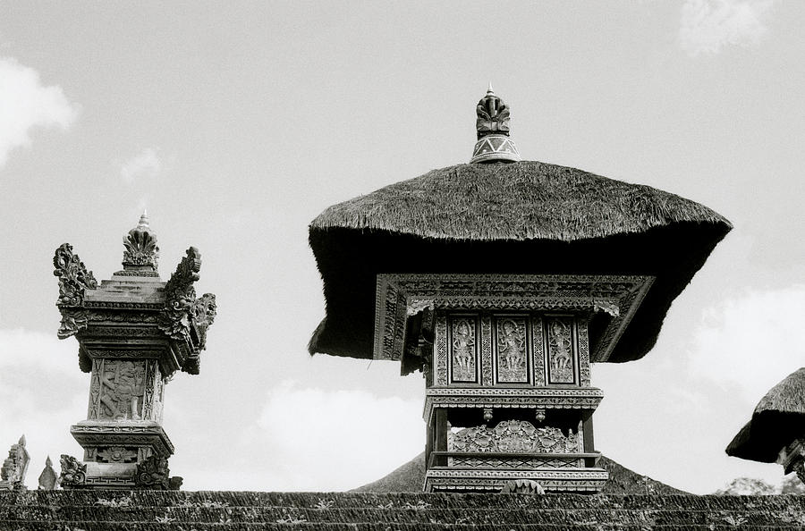 The Beautiful Bali Temple Photograph by Shaun Higson
