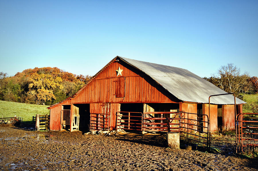The Barn at Glenn Valley Farm Photograph by Cricket Hackmann