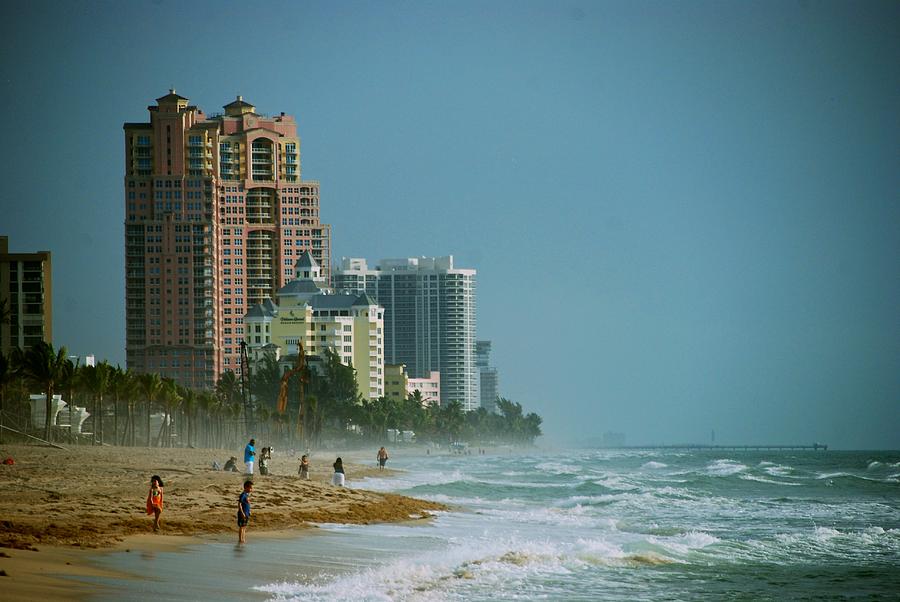 The Beach Near Fort Lauderdale Photograph by Eric Tressler