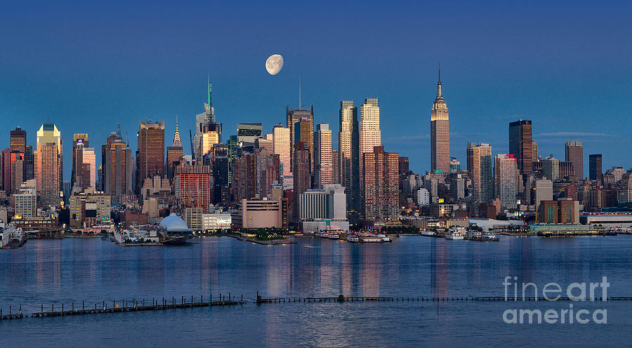The Big Apple Photograph by Jerry Fornarotto