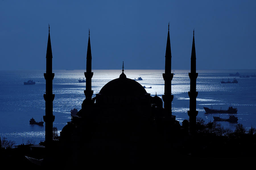 Architecture Photograph - The Blue Mosque by Ayhan Altun