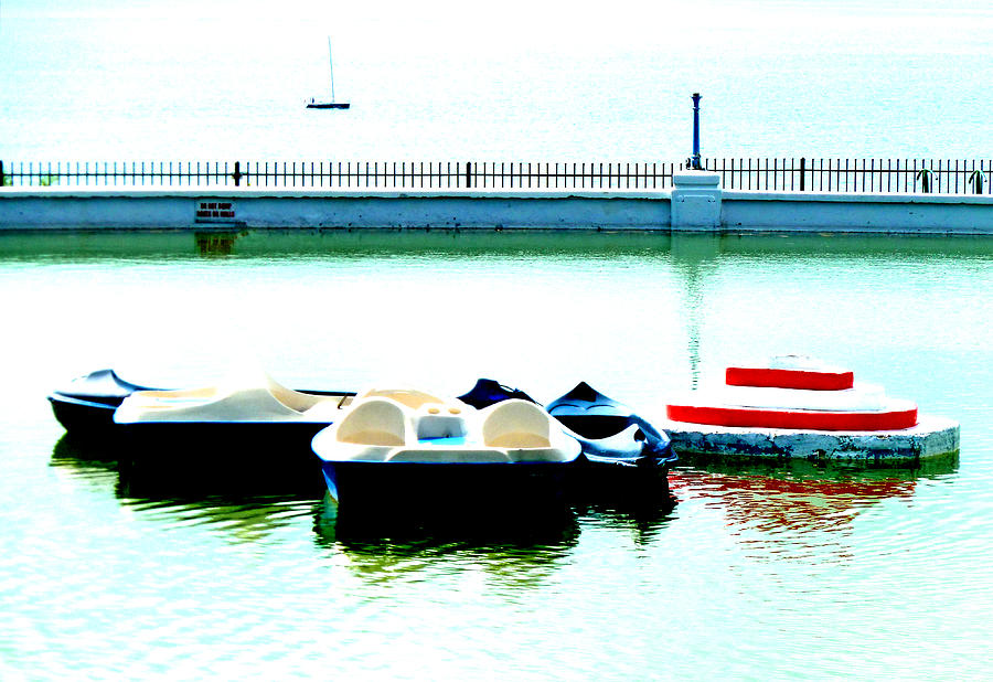 Boat Photograph - The Boating Pool on the Royal Esplanade i Ramsgate by Steve Taylor