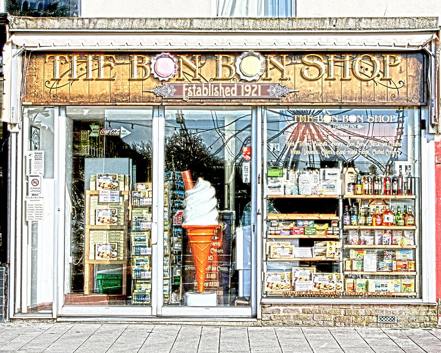 Ice Cream Photograph - The Bon Bon Shop Torquay by Terri Waters