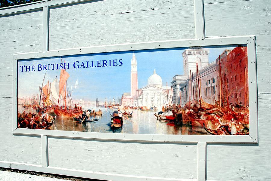 The British Galleries Photograph by Kenny Glover