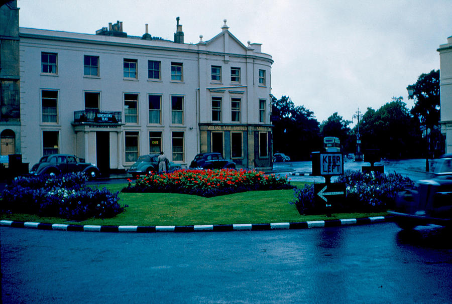 Cheltenham Photograph - The Circle 1953 by Cumberland Warden Cheltenham Photograph - The Circle 1953 by Cumberland Warden
