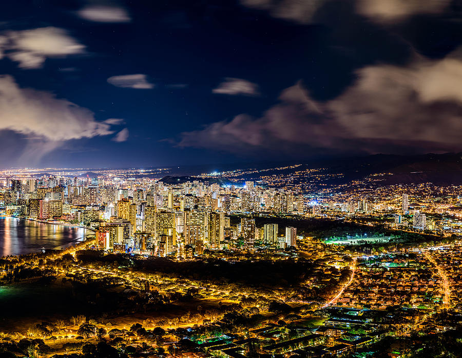 The City of Aloha - Triptych Center Photograph by Jason Chu