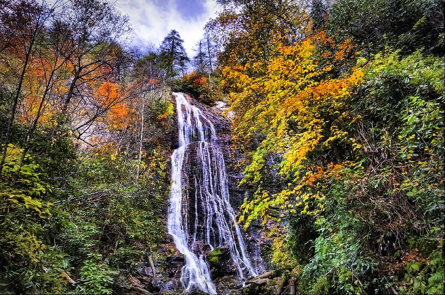 The Colors of Mingo Falls Photograph by Lynn Bauer