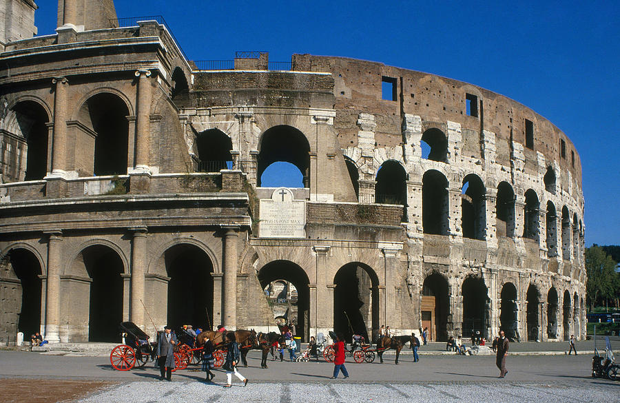 The Colosseum In Rome, Italy Photograph by Marcello Bertinetti