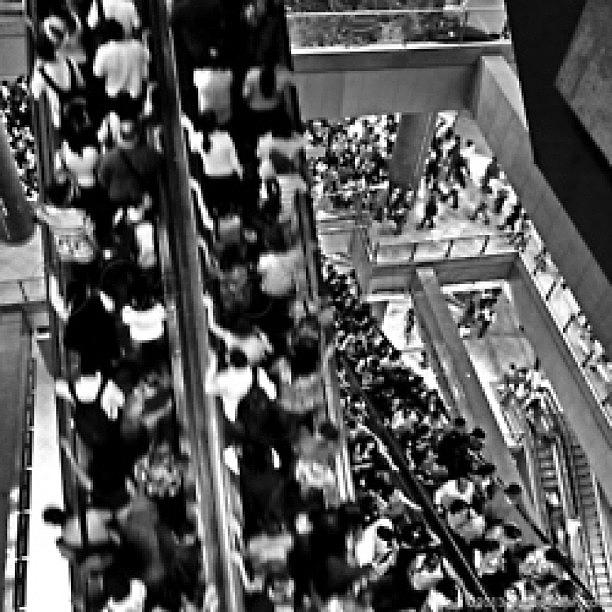 Rush Photograph - The Commuters #estacaopinheiros #metro by Carlos Alkmin
