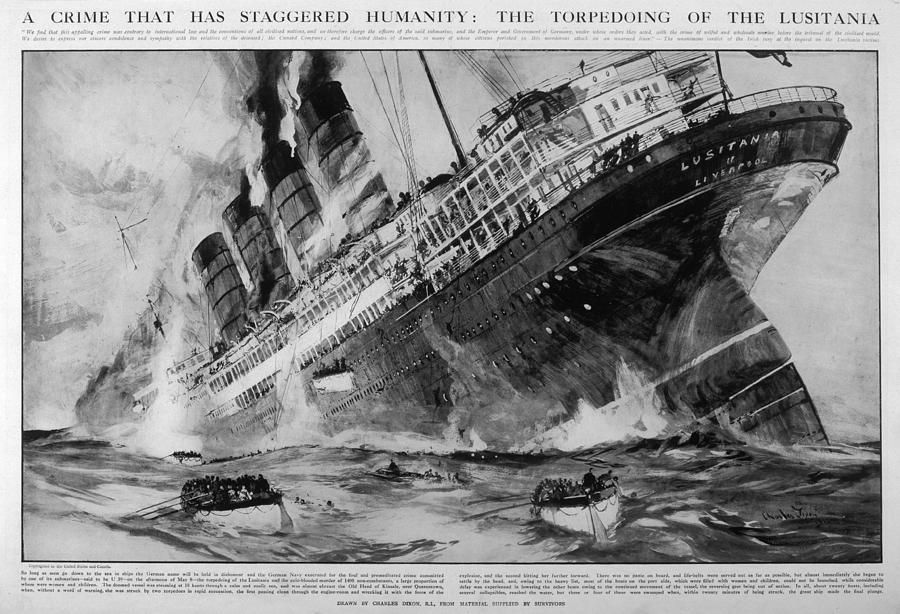 The Cunard Passenger Liner Sinks Drawing by Illustrated London News Ltd ...