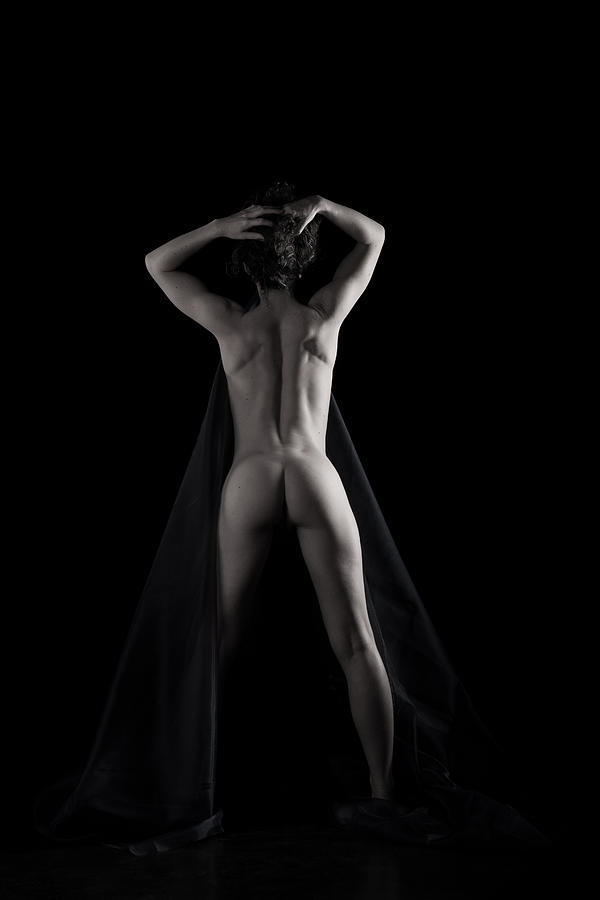 Nude Photograph - The Dark Curve in Black and White by Mez