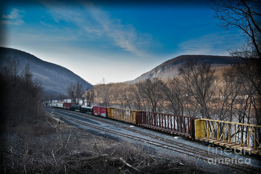 The Delaware Water Gap Photograph by Gary Keesler