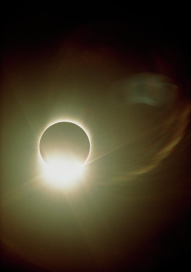 The Diamond Ring Effect During A Solar Eclipse Photograph by Rev. Ronald Royer/science Photo Library