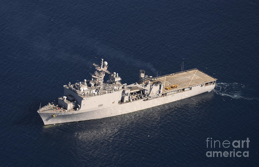 The Dock Landing Ship Uss Comstock Photograph by Stocktrek Images ...