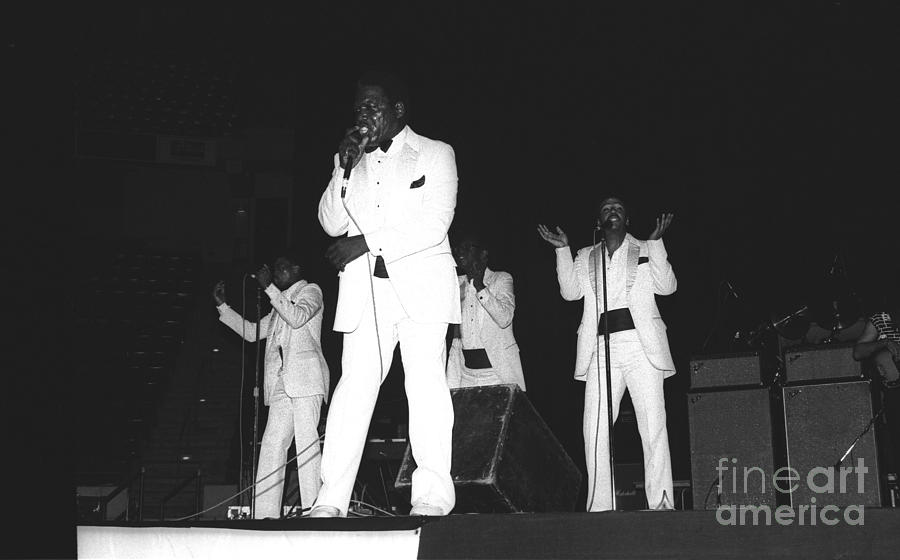 The Drifters Photograph by Concert Photos - Pixels