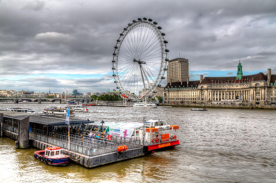 The Eye Across the Thames Photograph by Tim Stanley
