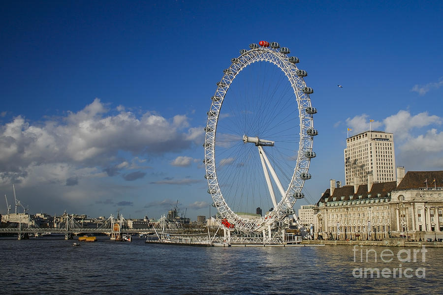 The Eye in London Photograph by Patricia Hofmeester