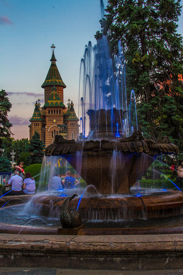 Sunset Photograph - The Fountain of Cluj-Napoca by Samuel Garza
