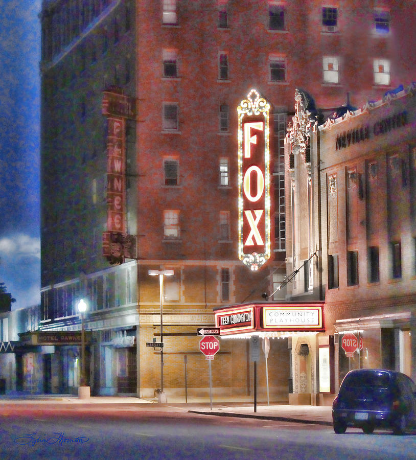 Fox Theater Photograph - The Fox After the Show by Sylvia Thornton