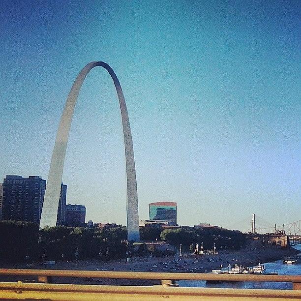 Saint Louis Photograph - The Gateway Arch by Lindsay Went