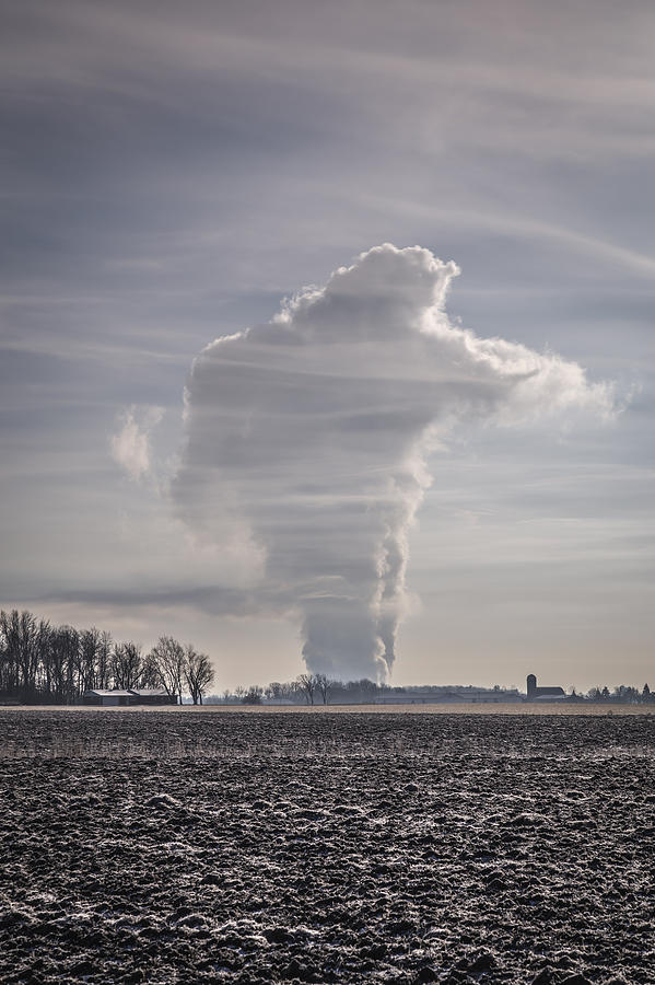 The Giant Cloud Photograph by Thomas Young