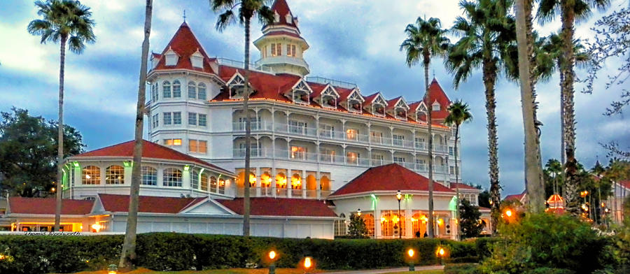 The Grand Floridian Resort 02 Walt Disney World Photograph by Thomas Woolworth