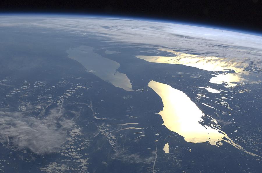The Great Lakes, ISS image Photograph by Science Photo Library