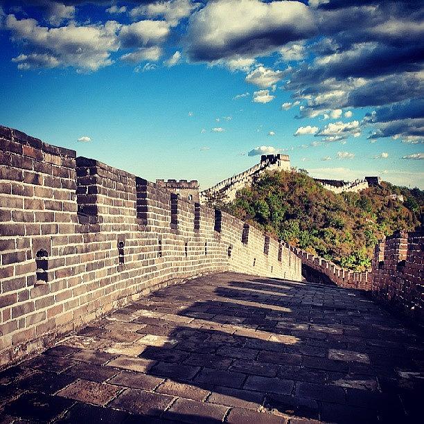Architecture Photograph - The Great Wall In Beijing, Cina by Cheng Xin