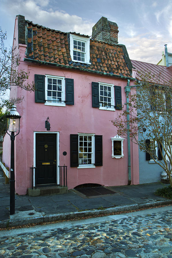 The Historic Pink House in Charleston 1690 Photograph by Pierre Leclerc Photography